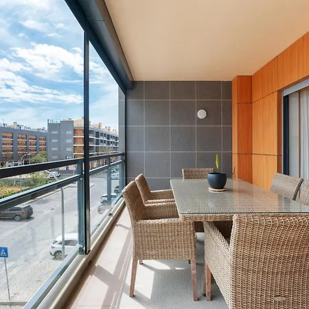 Apartamento Privilege Marie With Rooftop Pool, Village Marina - Olhão